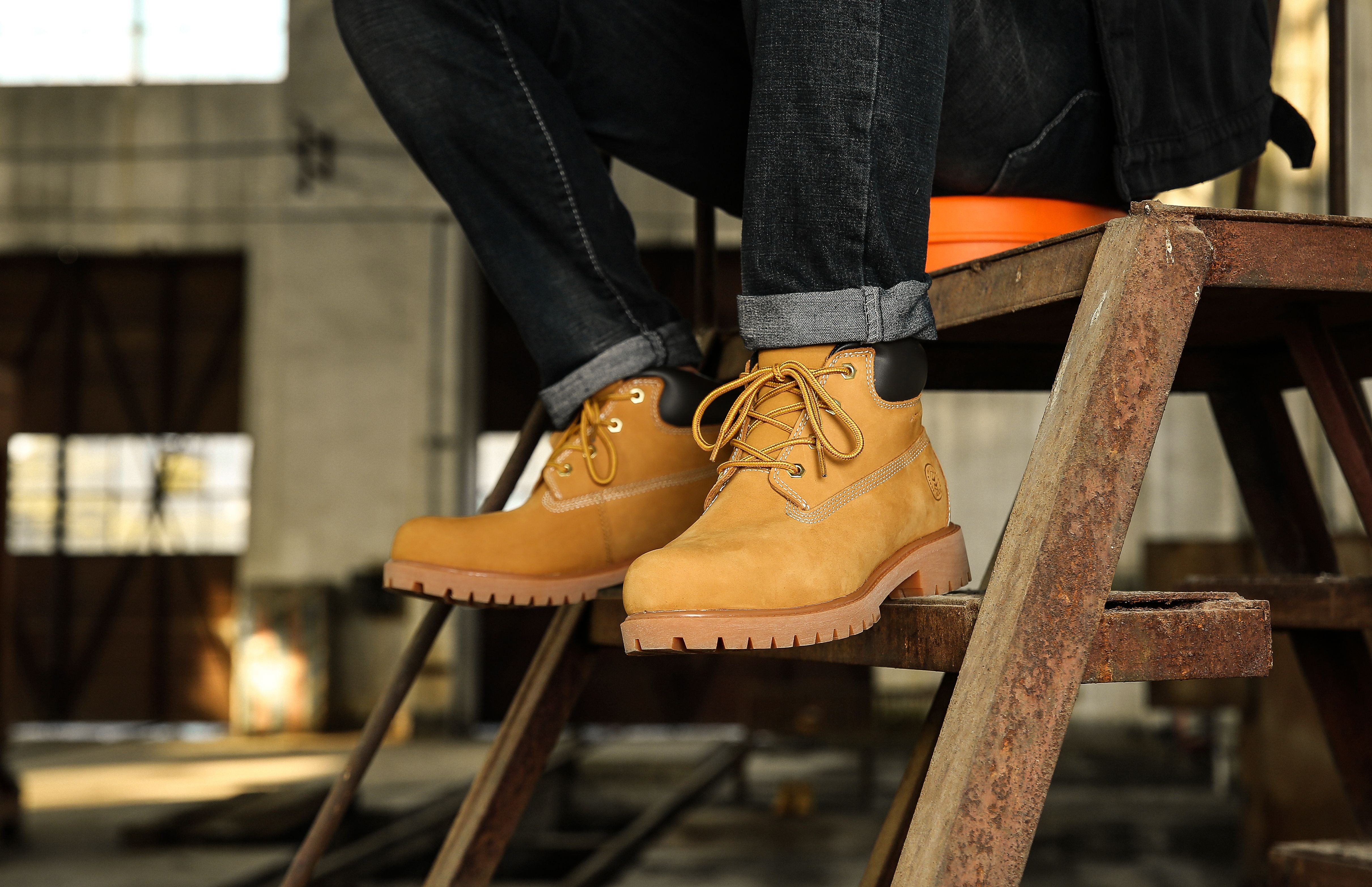 Zapatos y botas punta de acero